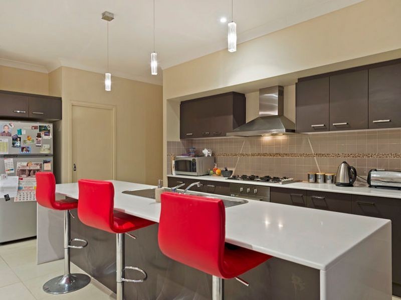 10 Iridium Drive, Hope Island QLD 4212