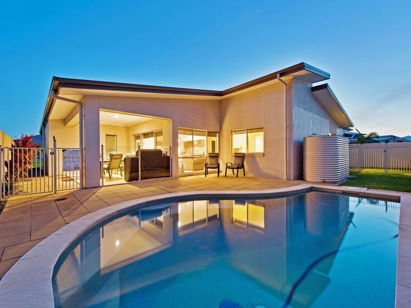 10 Iridium Drive, Hope Island QLD 4212