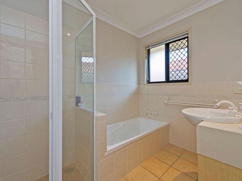 1 River Heights Road, Upper Coomera QLD 4209