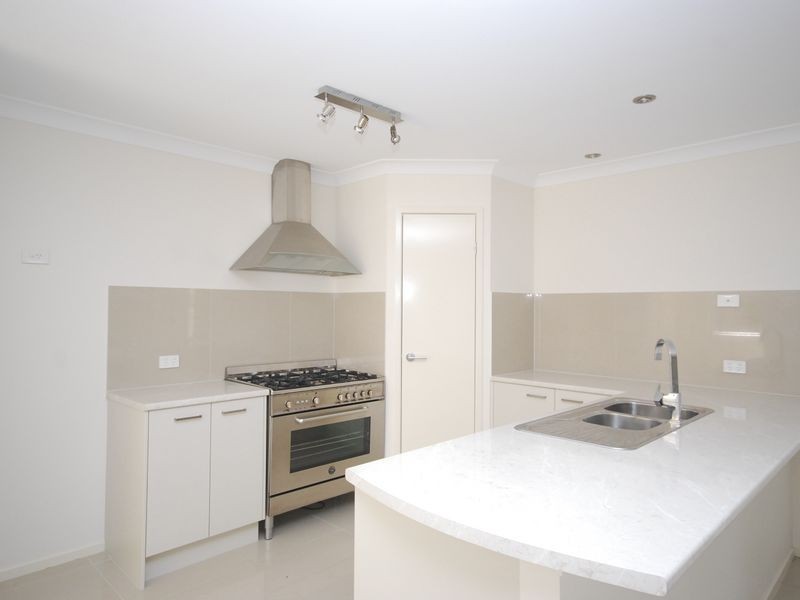 7B Gawler Place, Upper Coomera QLD 4209