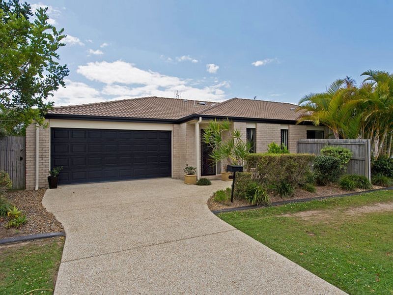 2/9 Goldcrest Drive, Upper Coomera QLD 4209