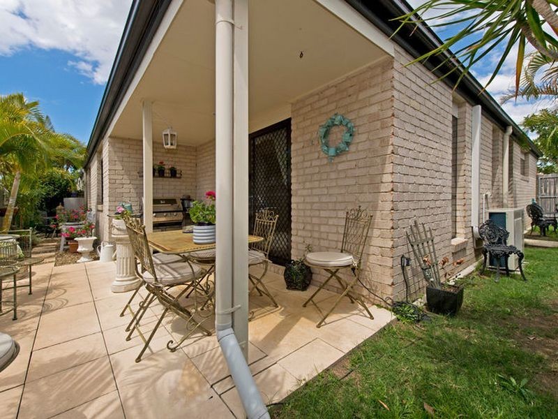 2/9 Goldcrest Drive, Upper Coomera QLD 4209