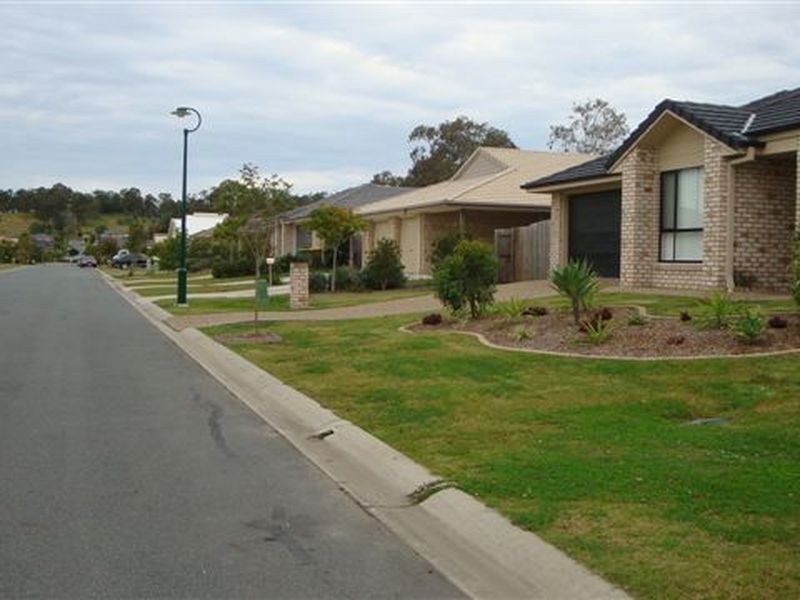 60 Blossom Street, Pimpama QLD 4209