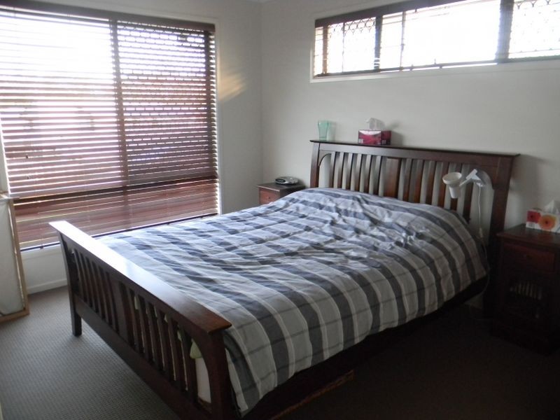 2/3 Silver Gull Street, Coomera QLD 4209