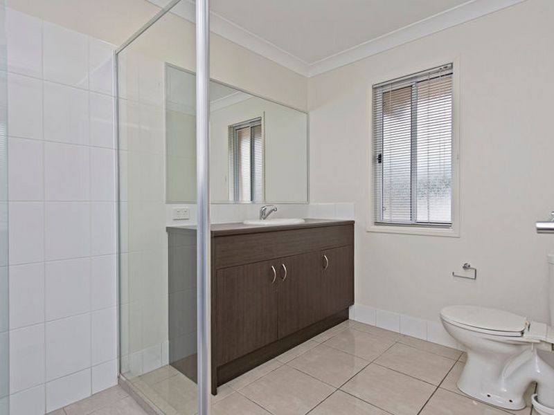 28 Ritz Drive, Coomera QLD 4209