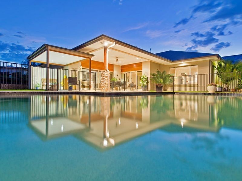 20 Lagoon Park Drive, Maudsland QLD 4210