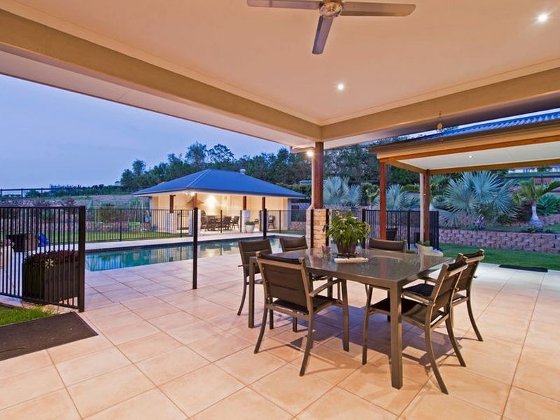 20 Lagoon Park Drive, Maudsland QLD 4210