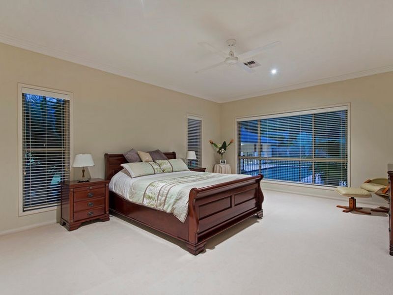 20 Lagoon Park Drive, Maudsland QLD 4210