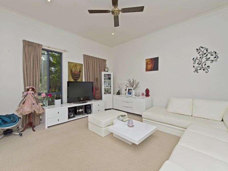 10 Freya Circuit, Coomera Waters QLD 4209