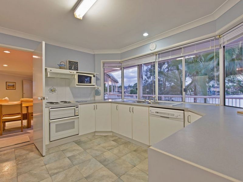 15 Lachlan Drive, Coomera QLD 4209