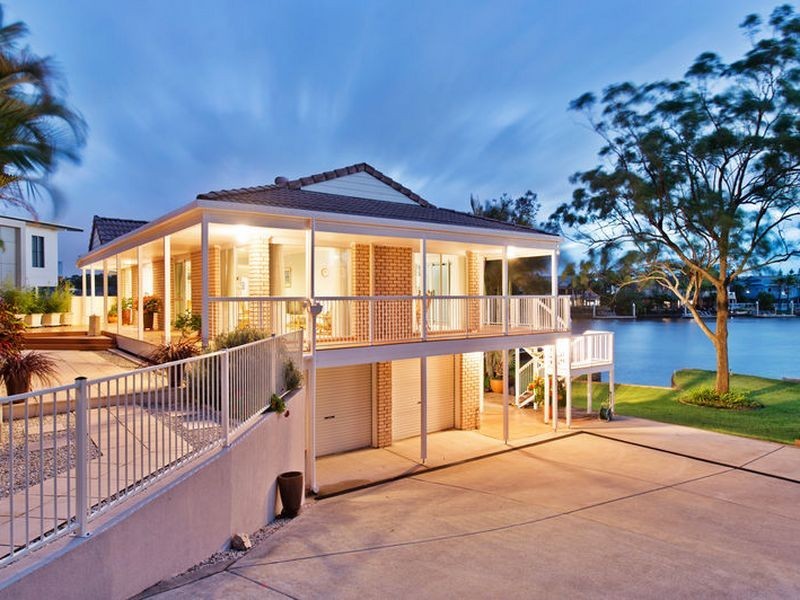 15 Lachlan Drive, Coomera QLD 4209