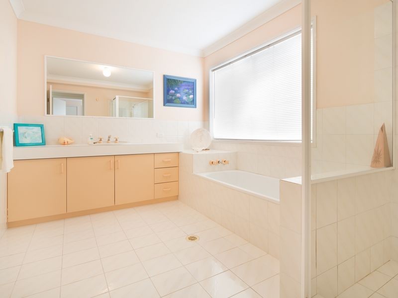15 Lachlan Drive, Coomera QLD 4209