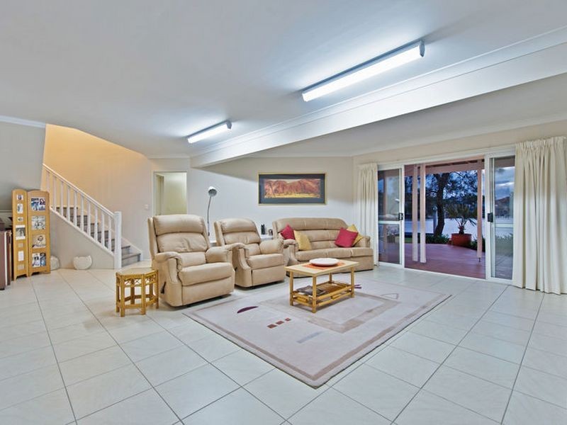 15 Lachlan Drive, Coomera QLD 4209