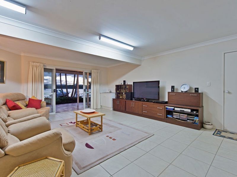 15 Lachlan Drive, Coomera QLD 4209