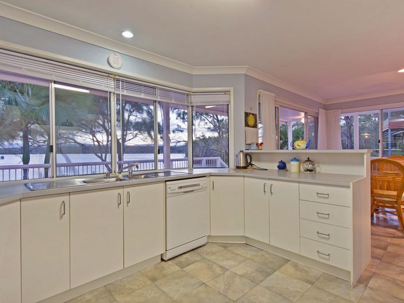 15 Lachlan Drive, Coomera QLD 4209