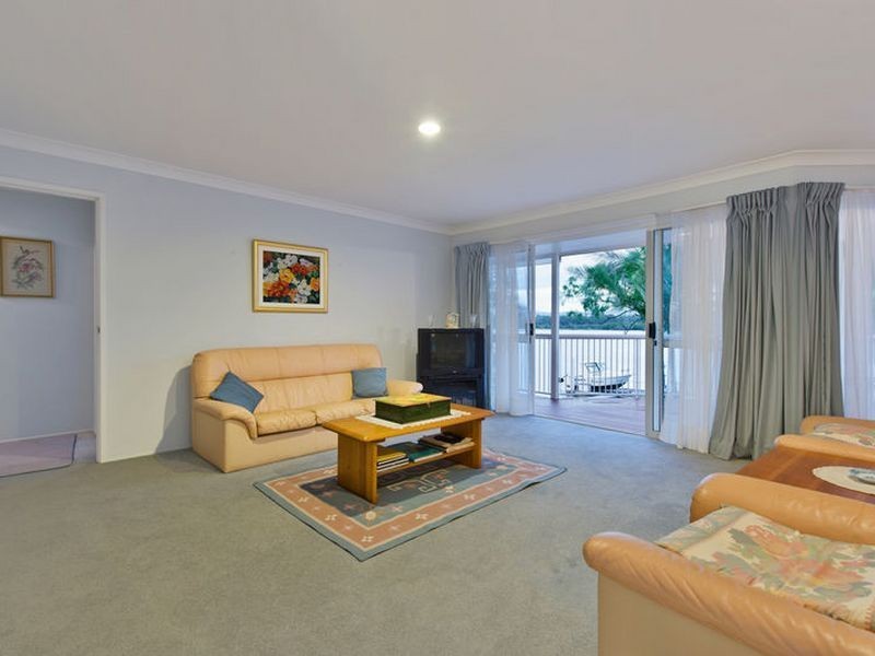 15 Lachlan Drive, Coomera QLD 4209