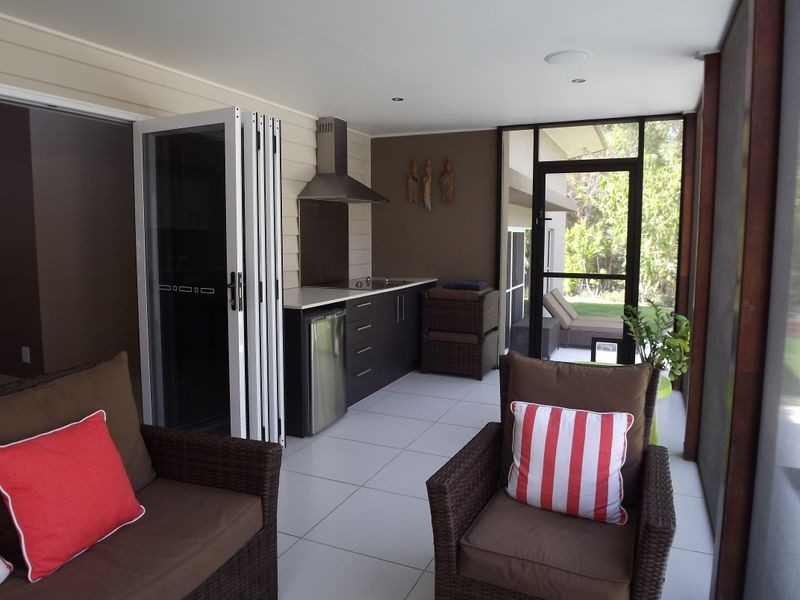 10 Katinka Circuit, Coomera Waters QLD 4209