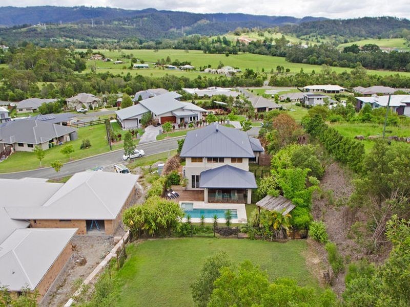 15 Summer Hill Crescent, Maudsland QLD 4210