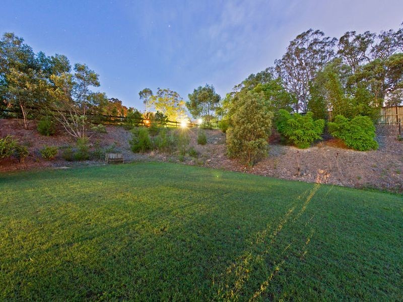 15 Summer Hill Crescent, Maudsland QLD 4210