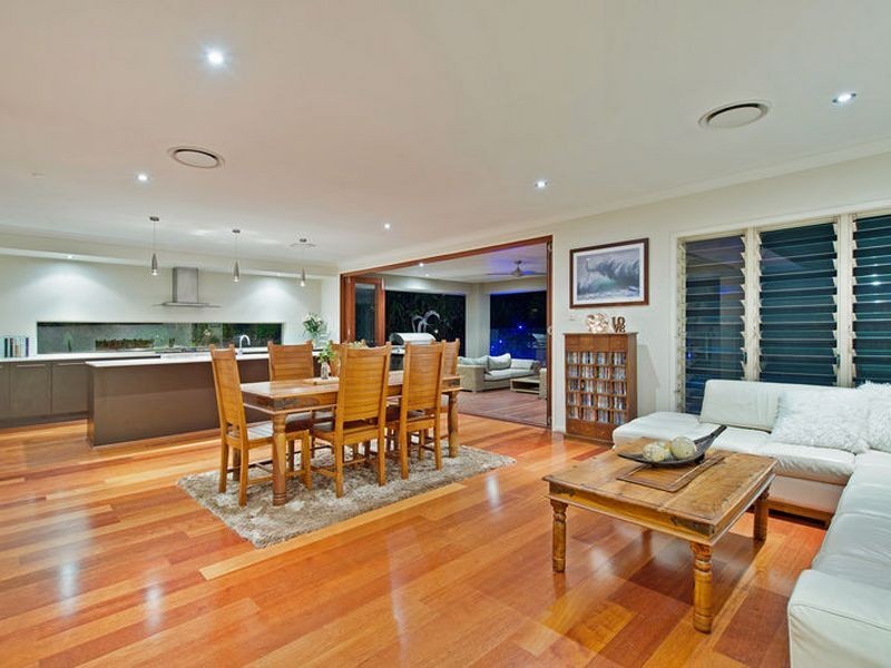 15 Summer Hill Crescent, Maudsland QLD 4210