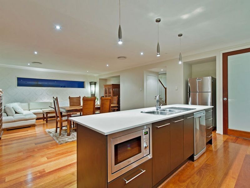 15 Summer Hill Crescent, Maudsland QLD 4210