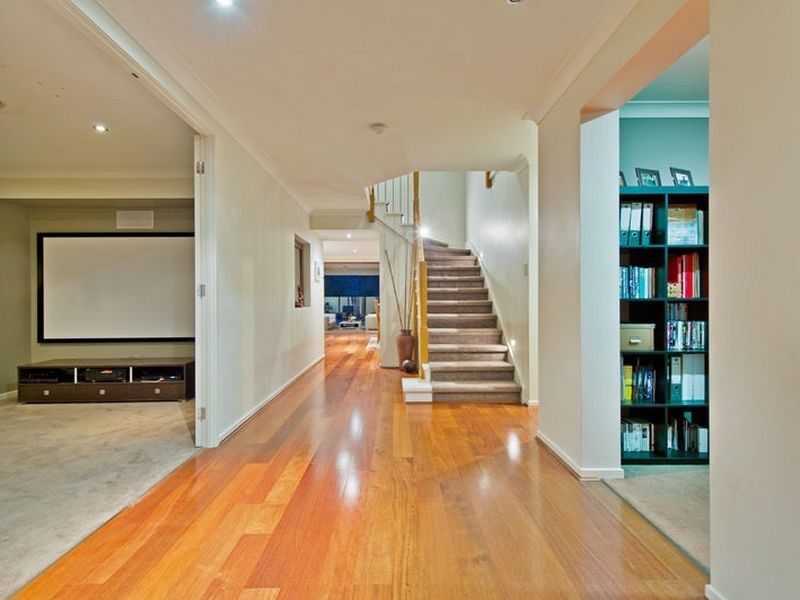 15 Summer Hill Crescent, Maudsland QLD 4210