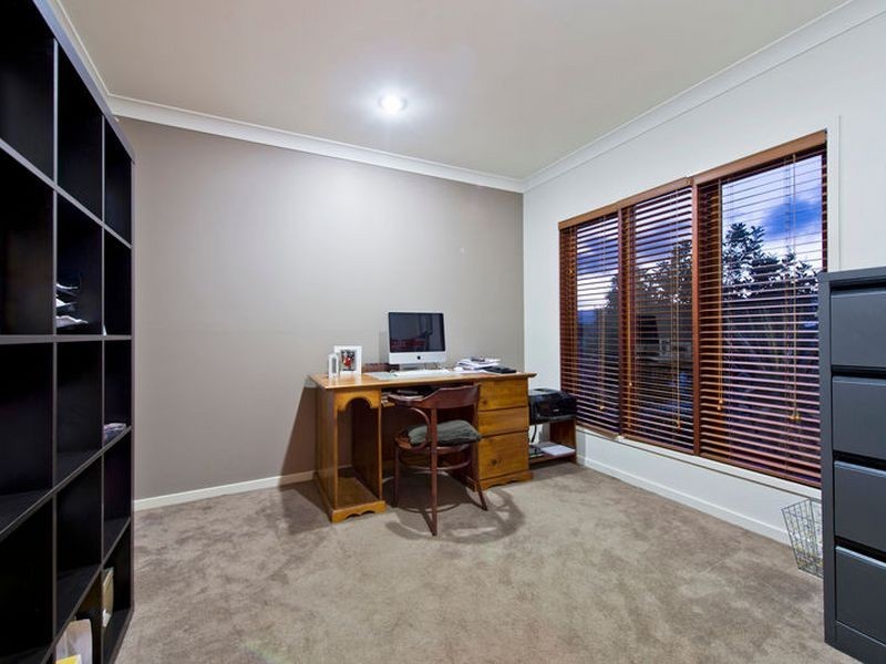 15 Summer Hill Crescent, Maudsland QLD 4210