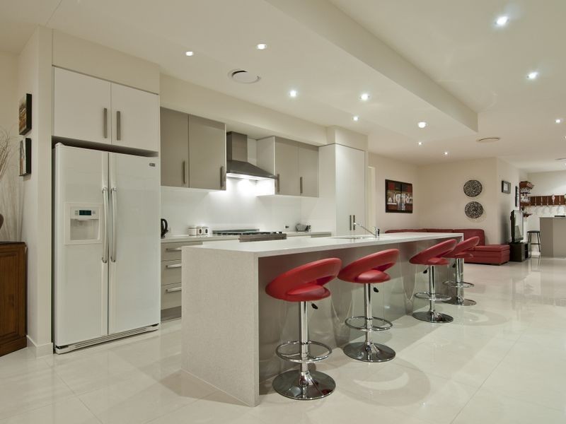 7 Sailaway Court, Coomera Waters QLD 4209