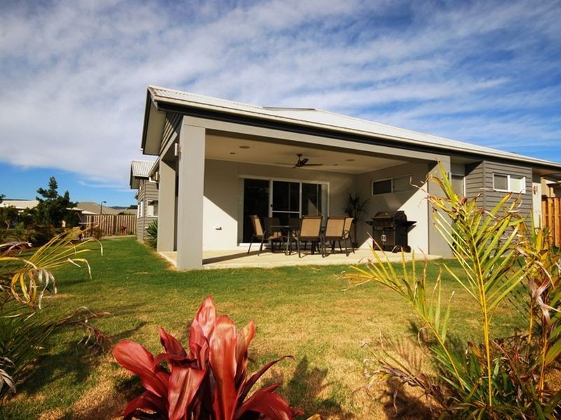12 Plantation Crescent Riverstone Crossing, Upper Coomera QLD 4209