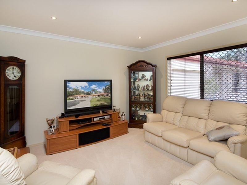 50 Pittas Place, Willow Vale QLD 4209
