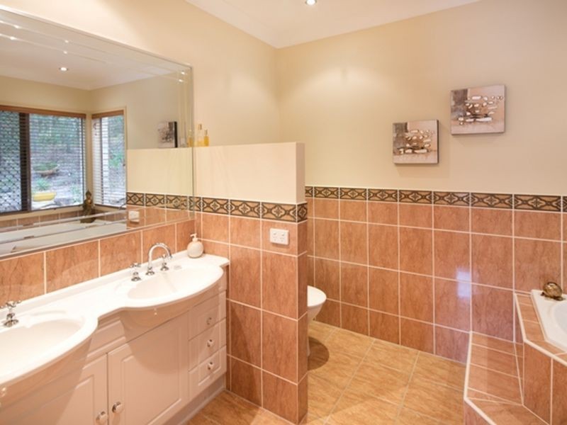 50 Pittas Place, Willow Vale QLD 4209