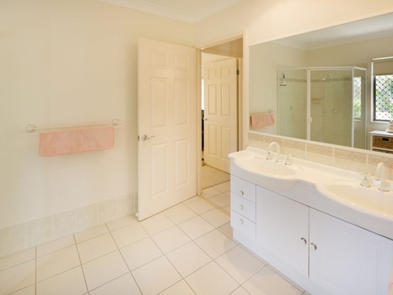 50 Pittas Place, Willow Vale QLD 4209