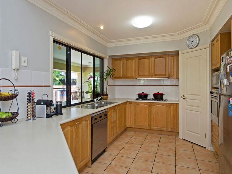 6 Tammy Court, Monterey Keys QLD 4212