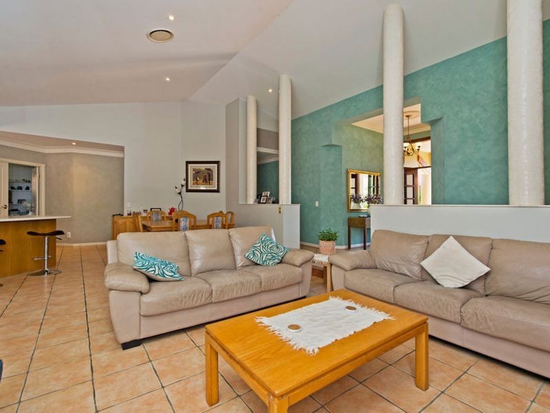 6 Tammy Court, Monterey Keys QLD 4212