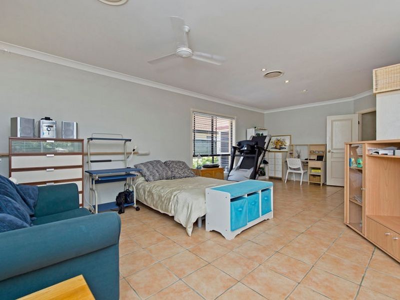 6 Tammy Court, Monterey Keys QLD 4212