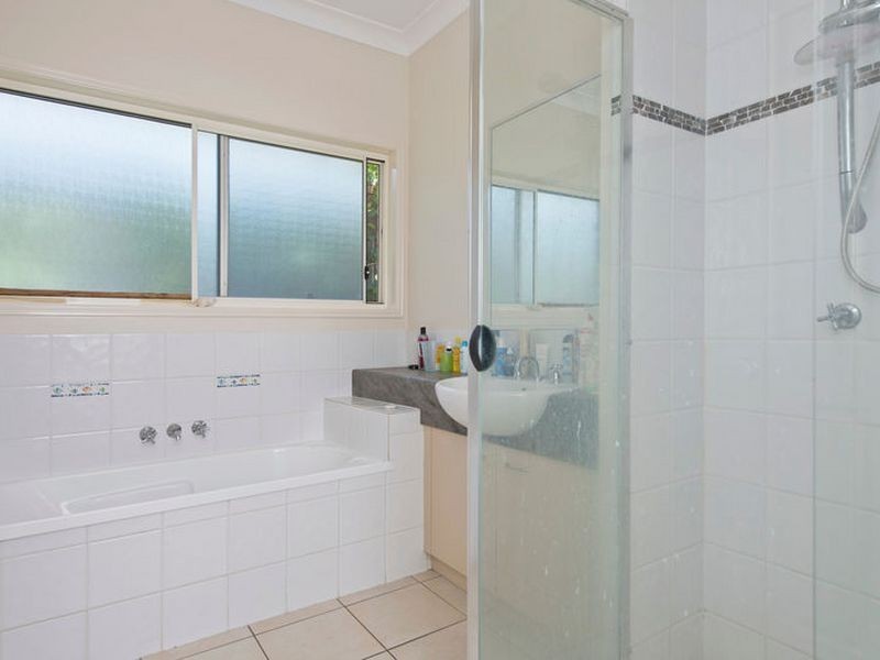 22 Goldcrest Drive, Upper Coomera QLD 4209