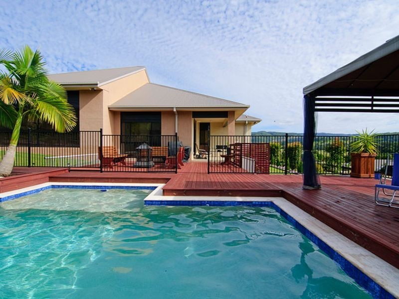 10 Greenacre Way, Maudsland QLD 4210