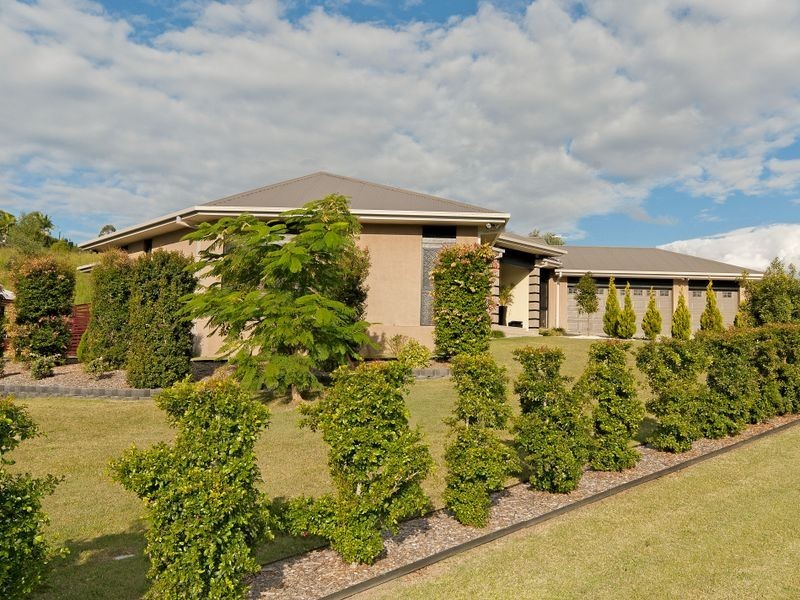 10 Greenacre Way, Maudsland QLD 4210