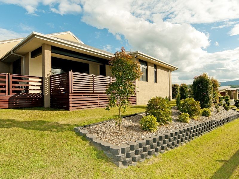 10 Greenacre Way, Maudsland QLD 4210