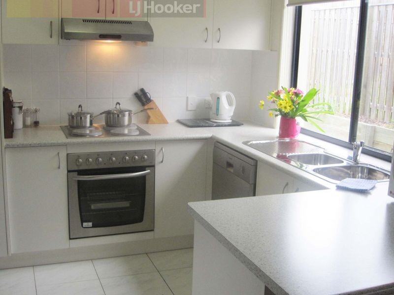 1/26 Witheren Circuit, Pacific Pines QLD 4211