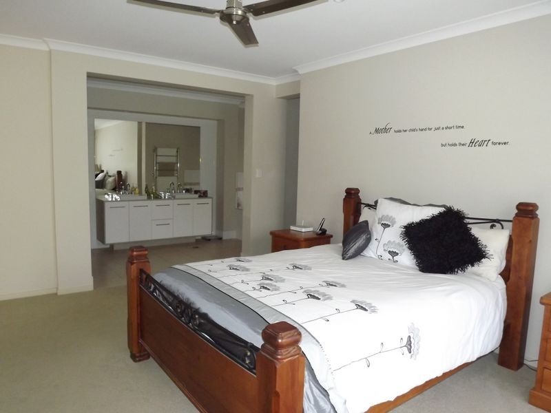 11 Indigo Street, Upper Coomera QLD 4209