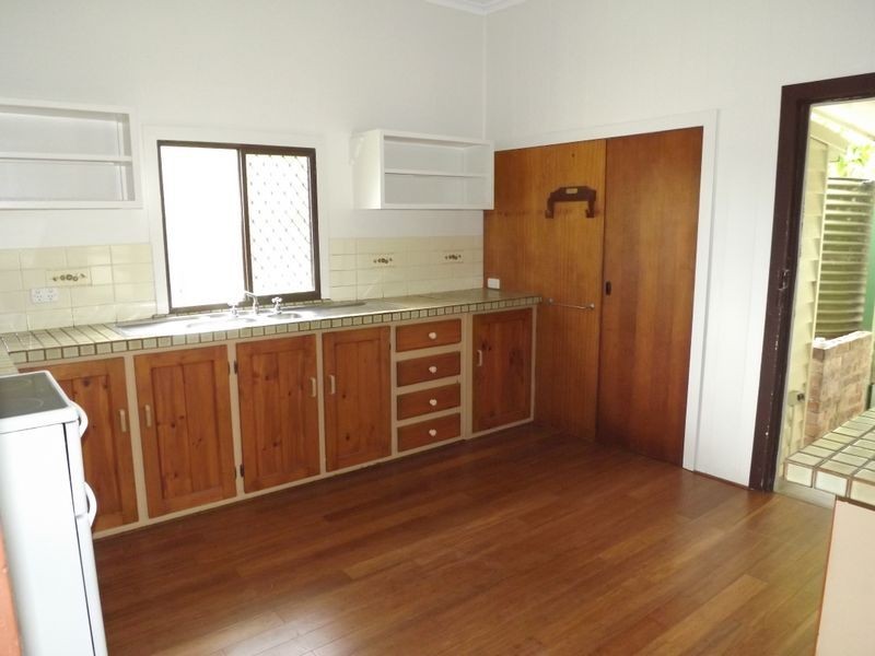 2 Baileys Mountain Road, Willow Vale QLD 4209