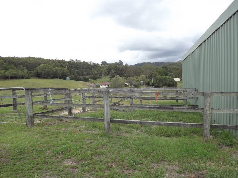 2 Baileys Mountain Road, Willow Vale QLD 4209