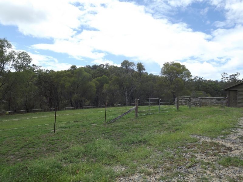 2 Baileys Mountain Road, Willow Vale QLD 4209