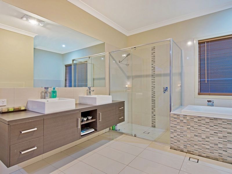 12 Bottletree Court, Coomera QLD 4209