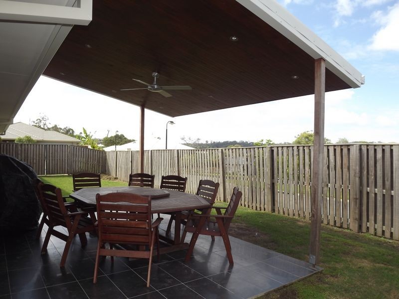 8 Macleay Circuit, Upper Coomera QLD 4209
