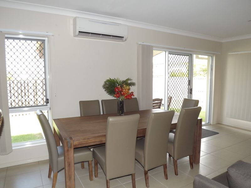 8 Macleay Circuit, Upper Coomera QLD 4209