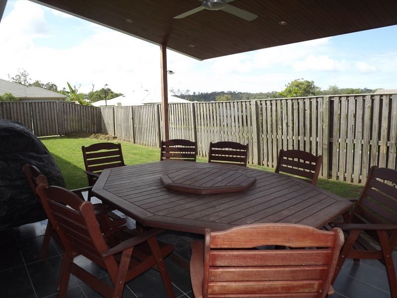 8 Macleay Circuit, Upper Coomera QLD 4209