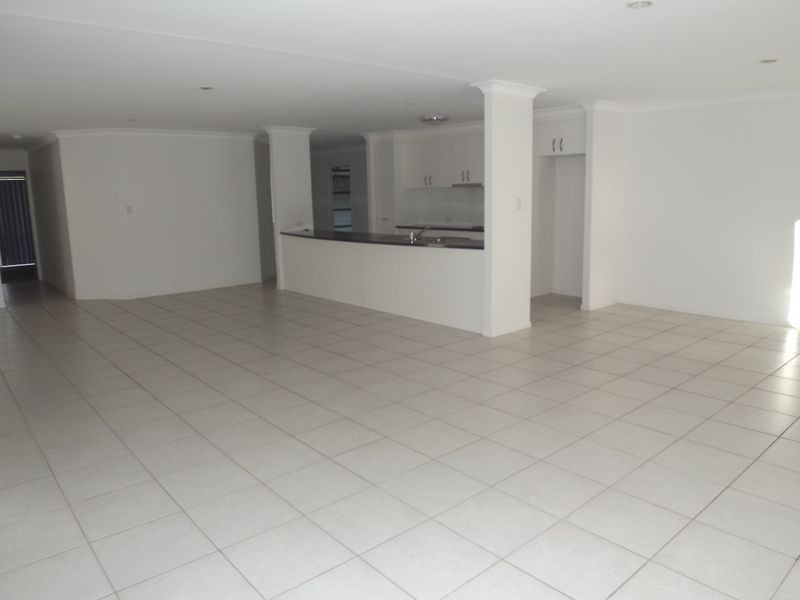 6 Murray Circuit, Upper Coomera QLD 4209