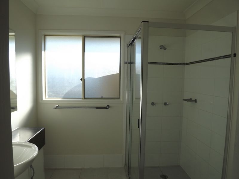 6 Murray Circuit, Upper Coomera QLD 4209